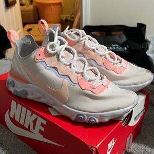 Nike React Element women’s 7 1/2